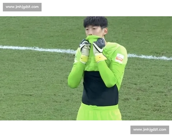 颜骏凌 3 球溃败抿嘴离场!海港争冠遇阻,中超三强差 2 分